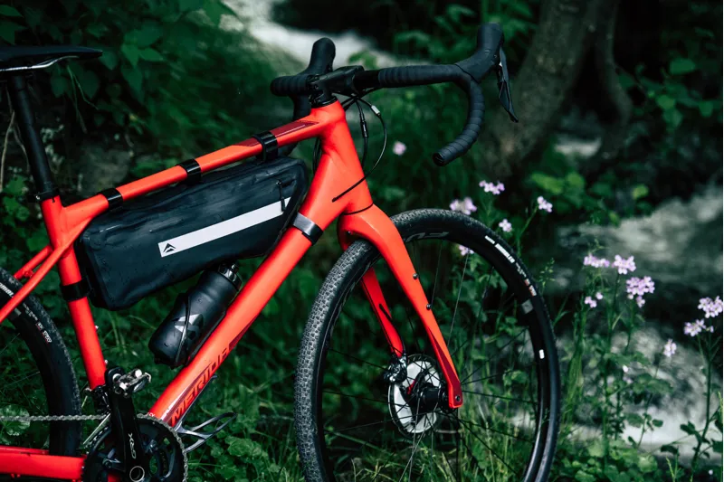 Merida - Silex 400 Gravel Bike in Blue Black-9